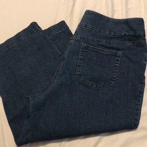 Westbound women’s size 16 Capri denim